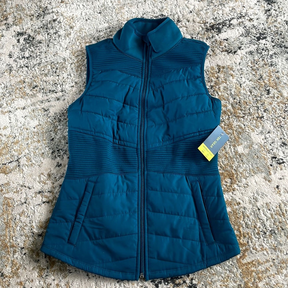 NWT fleece lined vest